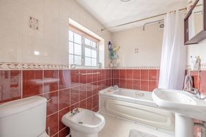 Photo 4- click for photo gallery